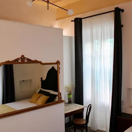 Su Zampillu Boutique